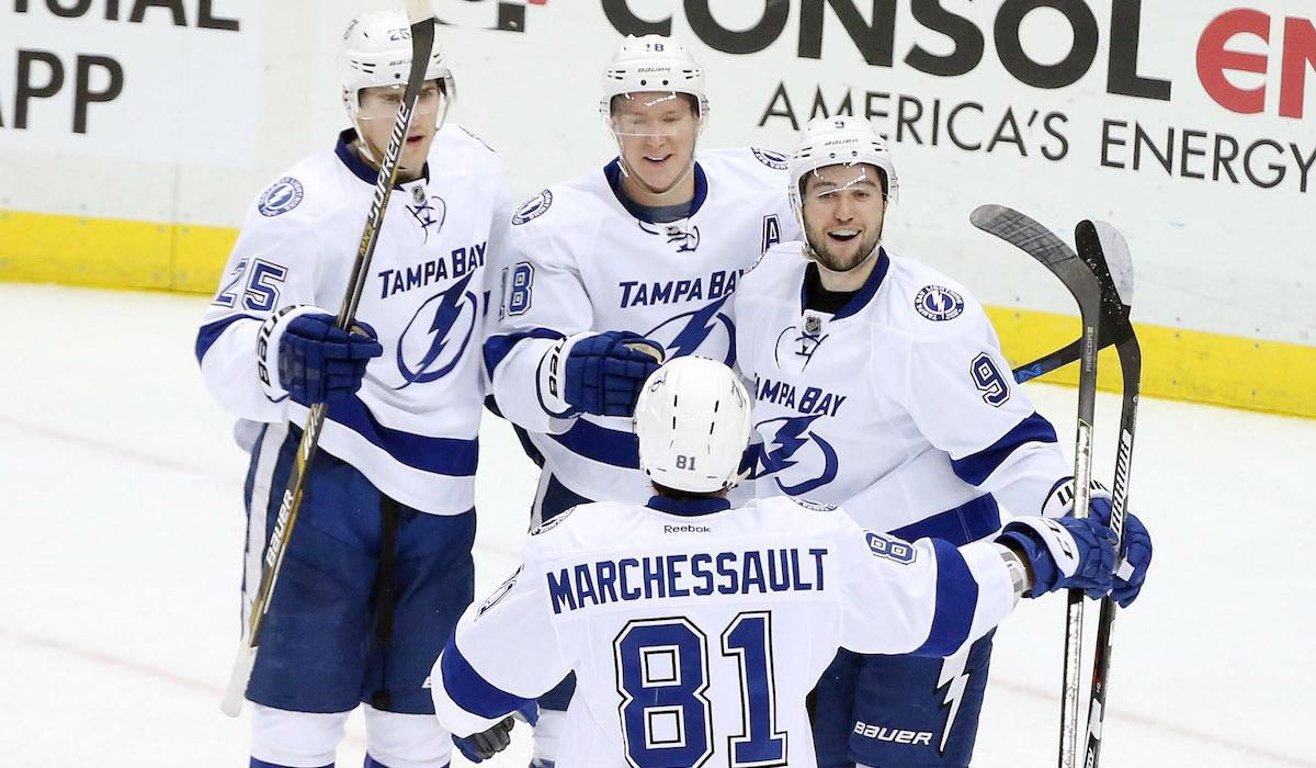 Tampa Bay Lightning hraci radost gol nhl feb16