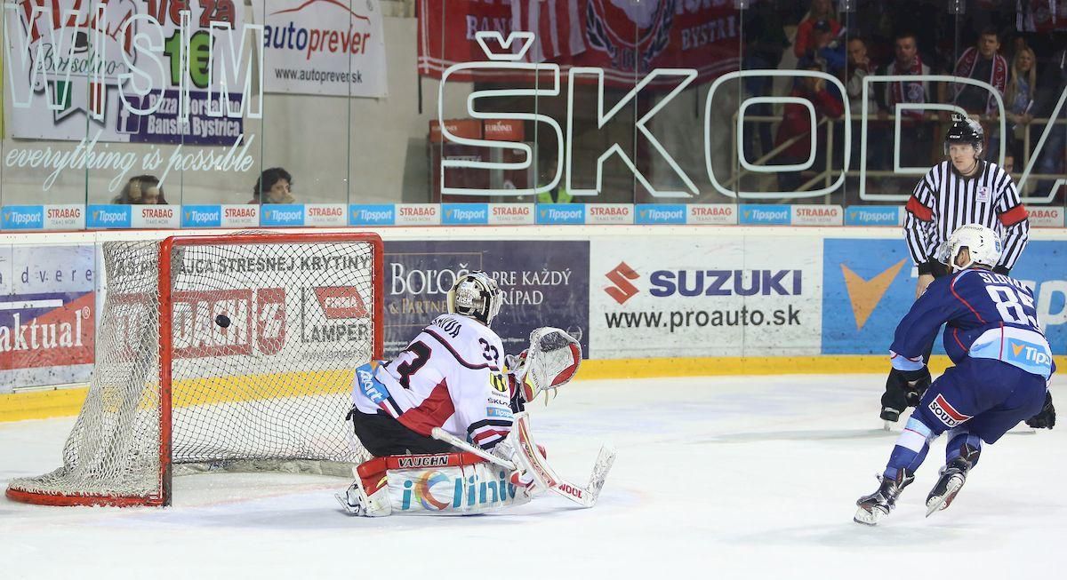 HC05 Banska Bystrica HK Nitra finale Jason Bacashihua Marek Slovak apr16 TASR