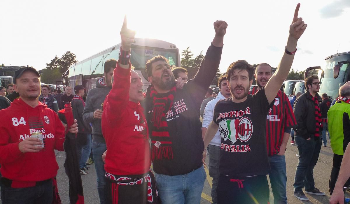AC Milano - Juventus, fanklub, vyjazd, Foto4, Apr2016