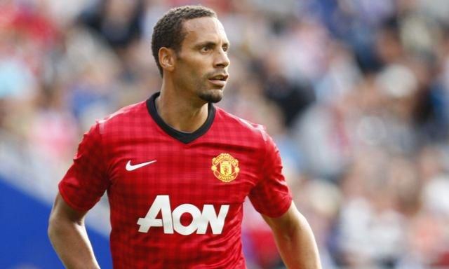 Rio Ferdinand v drese Manchestru United.