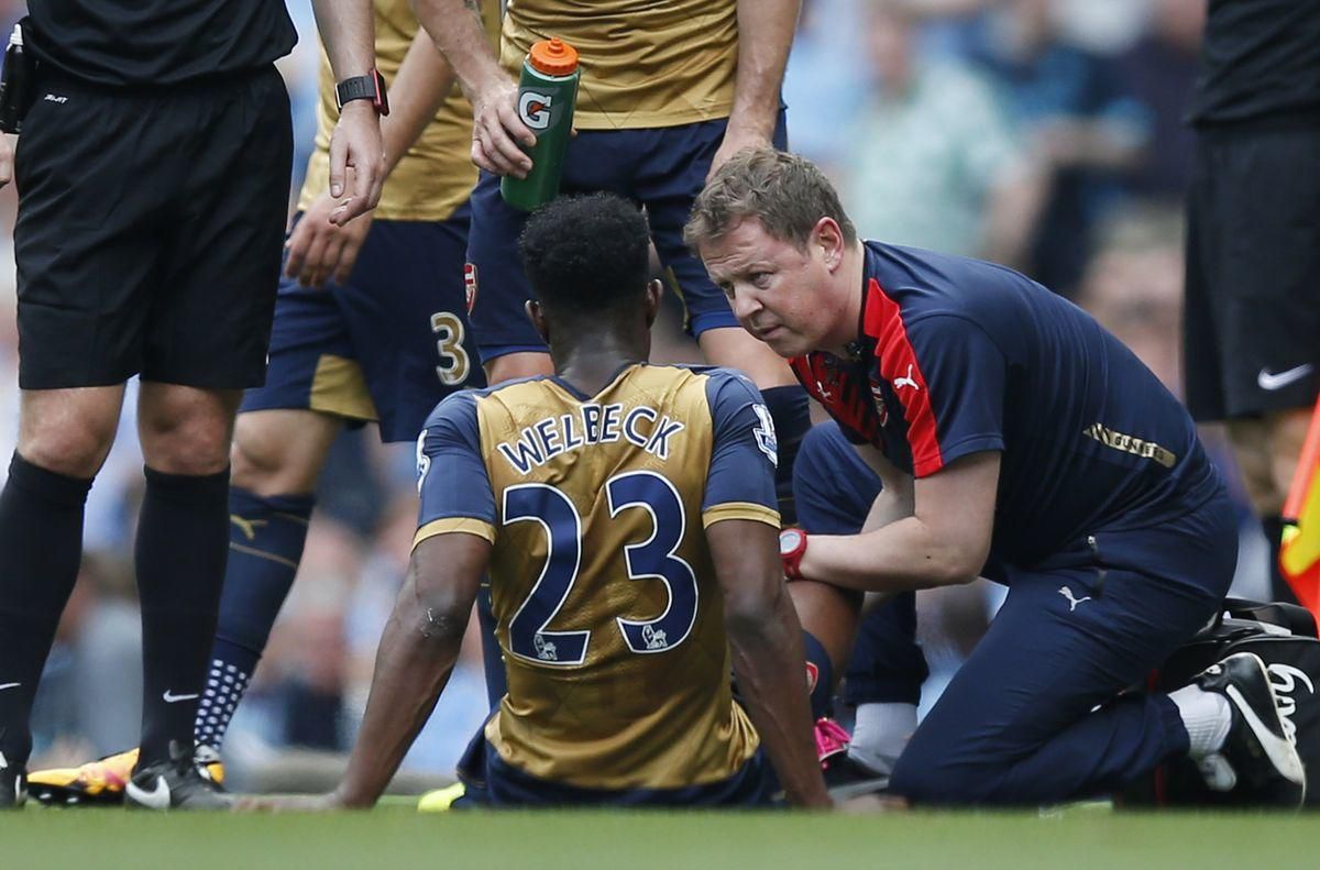 Danny Welbeck Arsenal FC zranenie maj16 Reuters