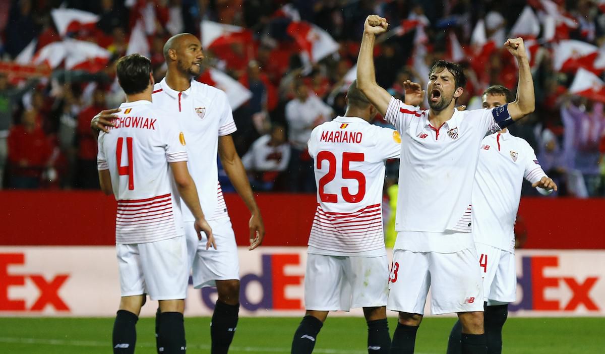 fc sevilla radost hraci