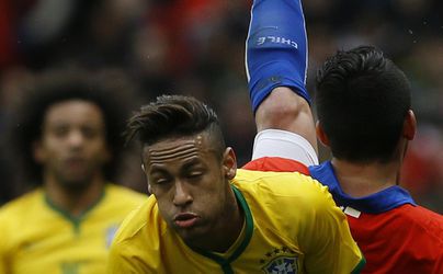 Dunga dodržal dohodu s Barcelonou, vynechal Neymara