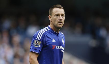 Obrana Chelsea sa musí zaobísť bez Terryho