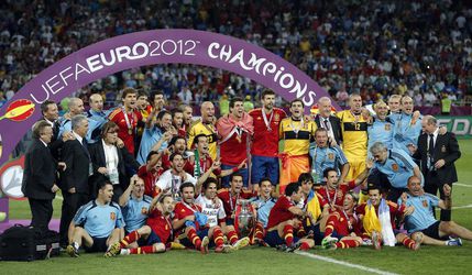 EURO 2012: Naposledy v starom formáte a bez Slovákov