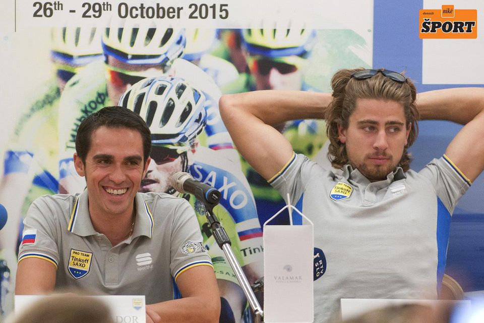 Štart sezóny oddelí Contadora od Sagana
