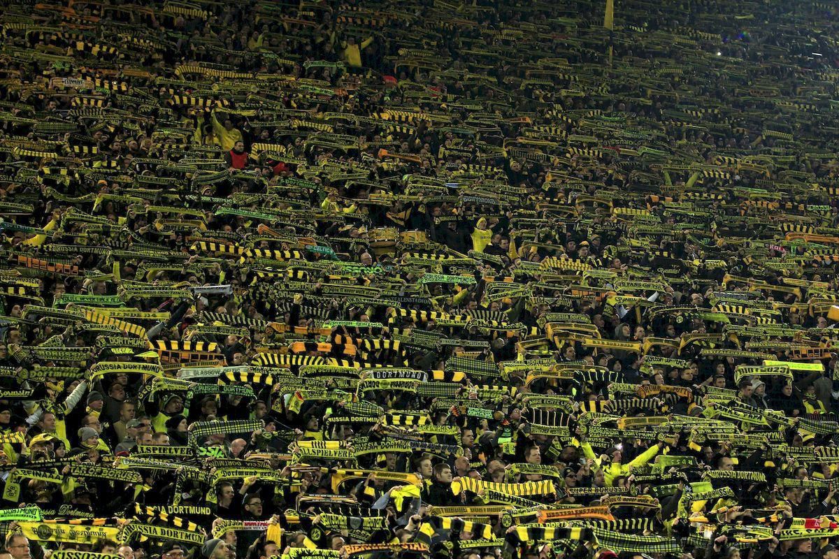 Borussia Dortmund fanusikovia saliky mar16 Reuters