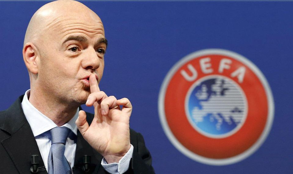 Infantino v korupčnom podozrení, sídlo UEFA prehľadala polícia