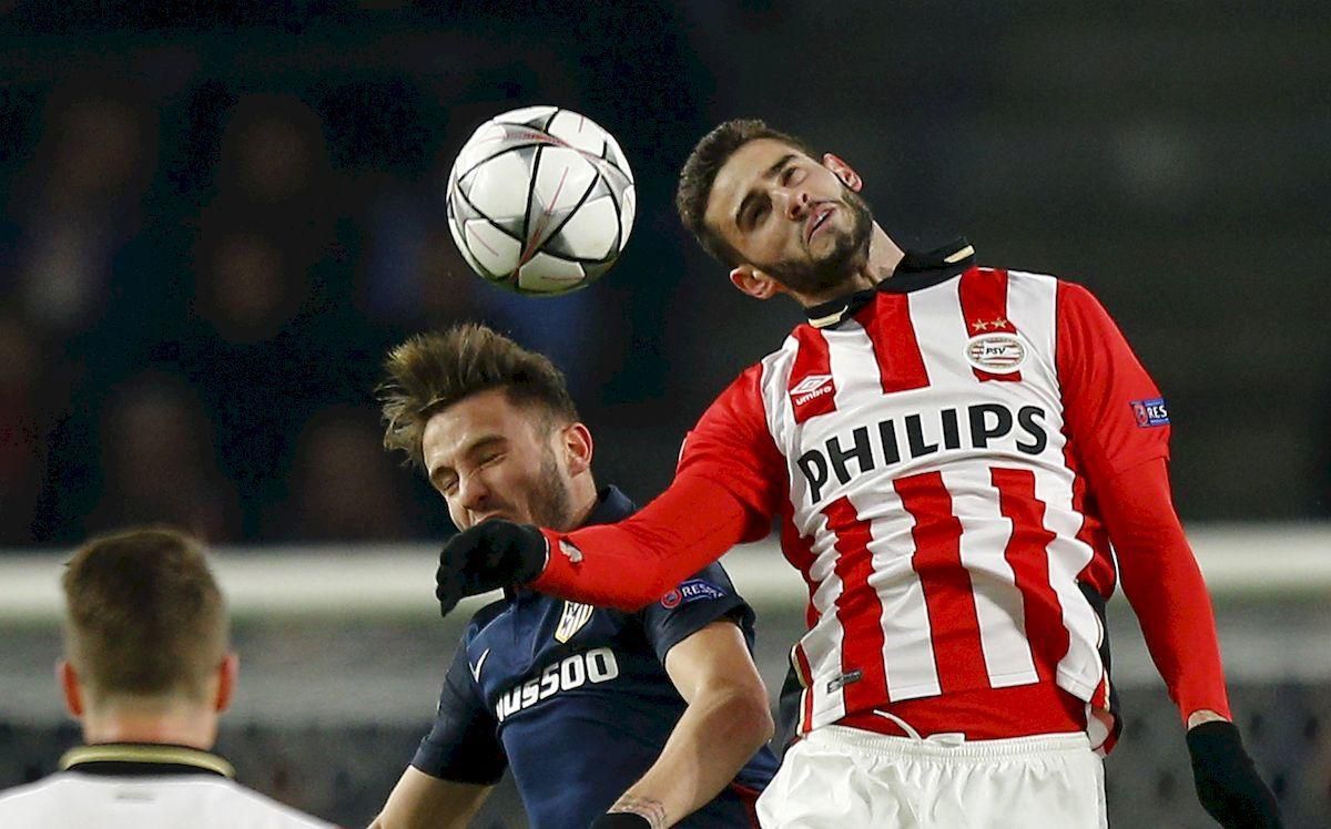 PSV Eindhoven Atletico Madrid Gaston Pereiro Saul Niguez lm feb16 Reuters