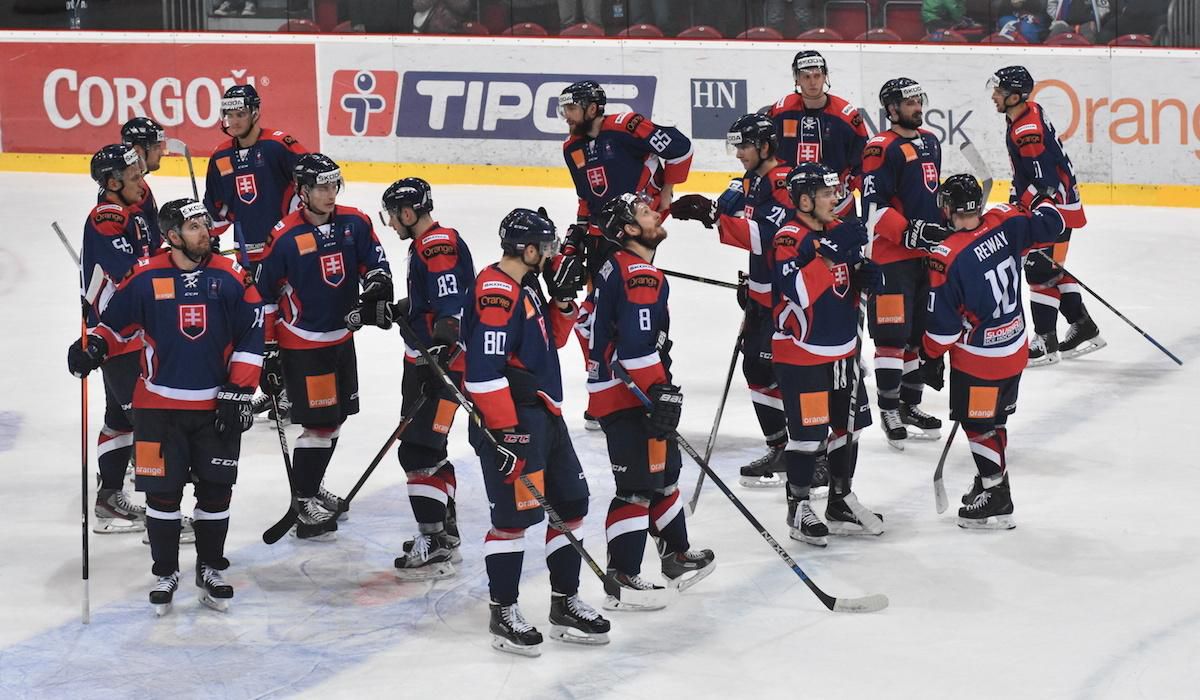 Slovensko, hraci, pokope, vs. Dansko, Euro Hockey Challenge, Apr2016