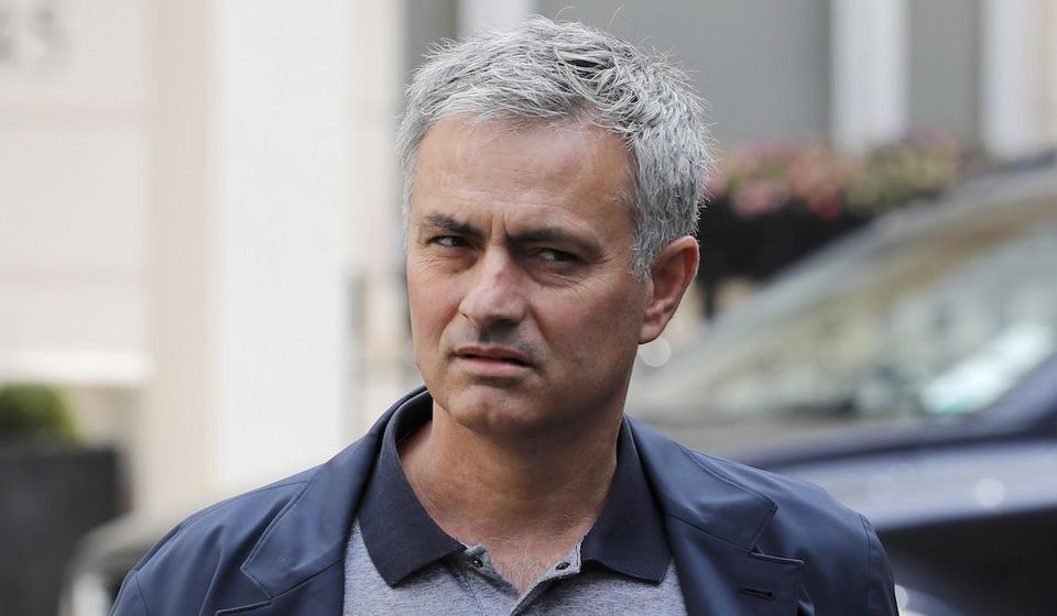 Jose Mourinho, trener, zadumany pohlad, Maj2016