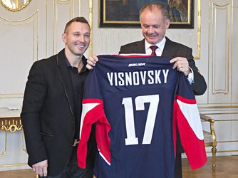 Višňovský má miesto v tíme Európy, no neprehovoril ho ani prezident