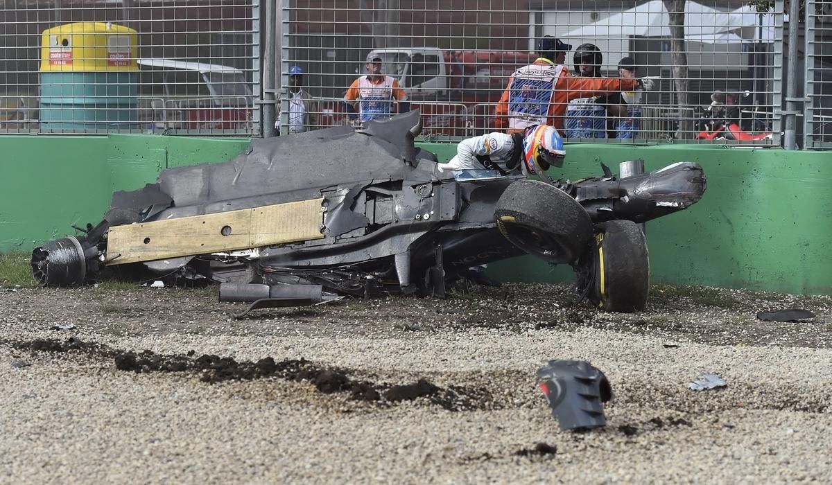 Fernando Alonso, McLaren, tazka havaria, Velka cena Australie, foto8, Mar2016