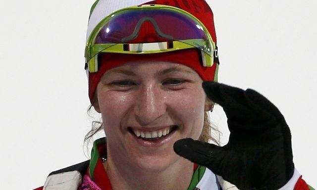 Darja domracevova bielorusko biatlon 15km zlato1 soci2014 reuters