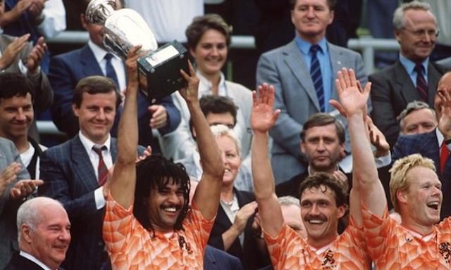 EURO 1988, Holandania s vitaznou trofejou