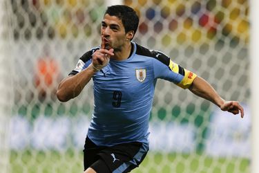 Copa América: Uruguaj v prvom zápase proti Mexiku bez zraneného Suareza