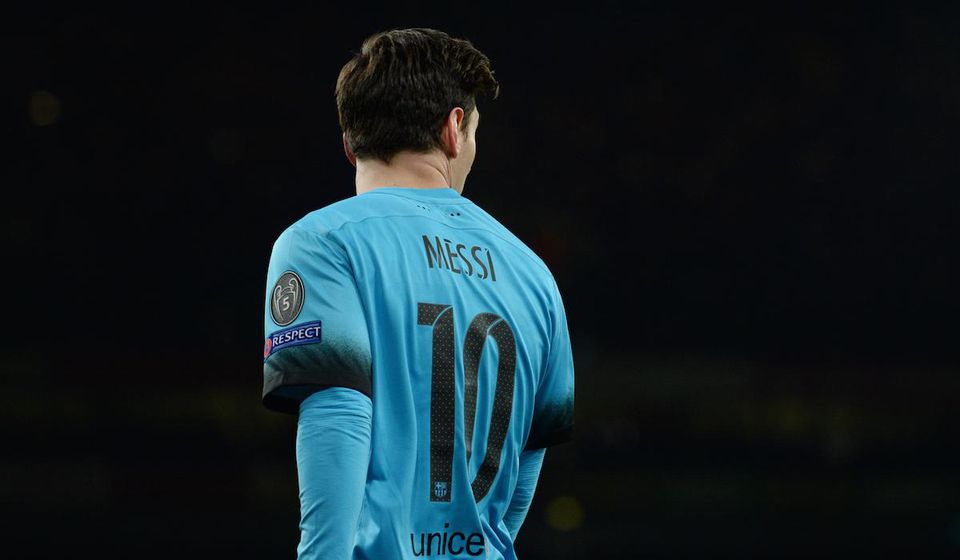 Lionel Messi, FC Barcelona, belasy dres, chrbat, Mar2016