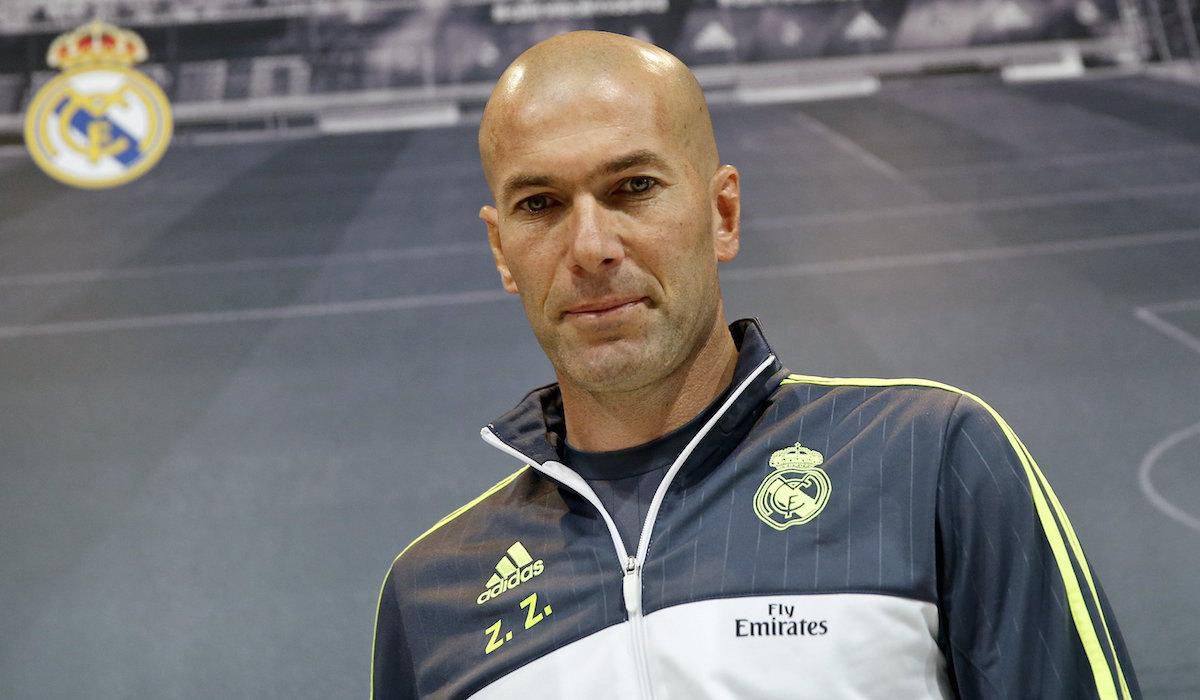 Zinedine Zidane, Real Madrid, trener, pozuje, Jan2016