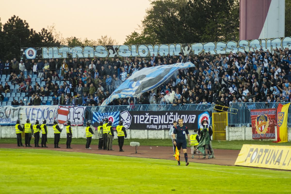 SK Slovan Spartak Trnava derby 133 31 apr16 Sport.sk