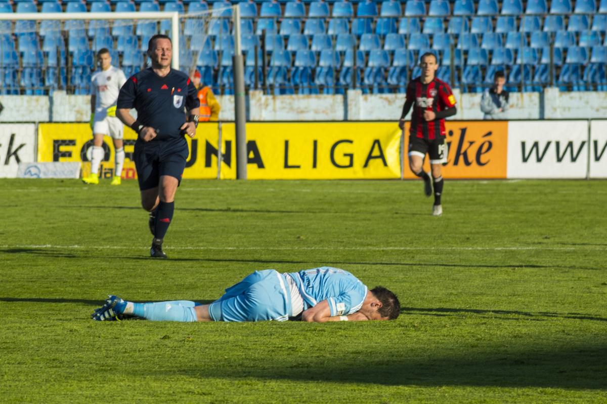 SK Slovan Spartak Trnava derby 133 12 apr16 Sport.sk