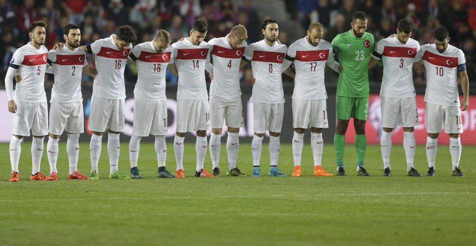 Tureckú radosť skalila tragédia v Ankare,Vrba čakal od tímu viac