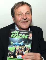 Príbeh futbalového rebela - tréner Ján Kozák už aj knižne!