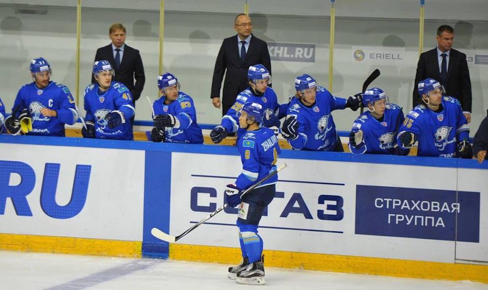 Barys Astana zdolal doma Lokomotiv Jaroslavľ