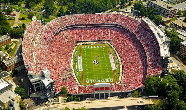 sanford_stadium_archiv