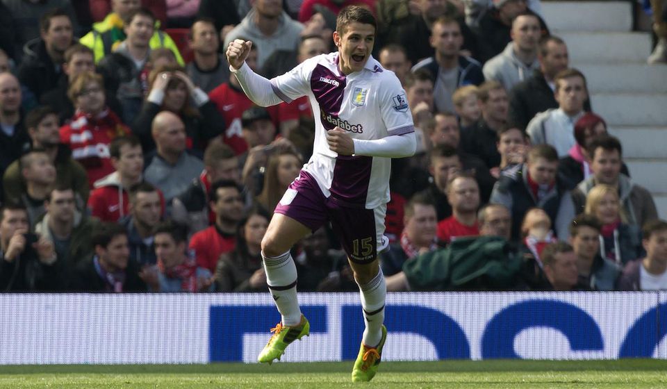 Aston Villa podpísala s Ashley Westwoodom päťročný kontrakt