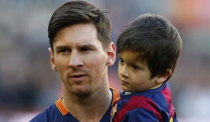 Syn Thiago posiela otca Messiho strieľať góly, získal cenu