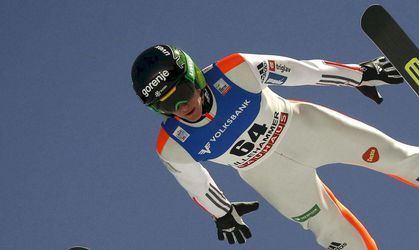 Skoky na lyžiach-SP: Slovinec Peter Prevc vyhral aj v nedeľu