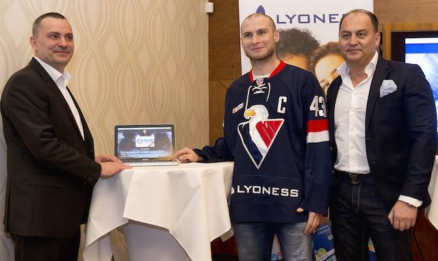 Krajci, Surovy, Lyoness, dec15