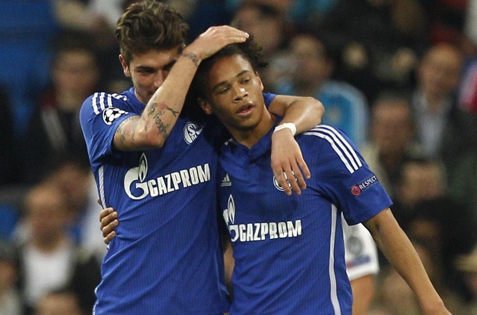 Schalke 04 predĺžilo zmluvu s Leroyom Saném do konca júna 2019