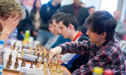 Finále Šachovej Extraligy SK Commander rozhodol až tie-break