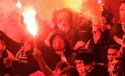 V Grécku pre smrť fanúšika odložili futbalové zápasy
