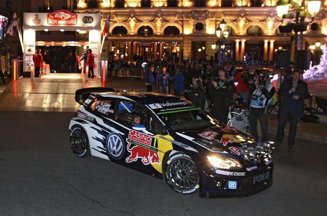 Ogier po piatku lídrom Monte Carlo, Loeb trafil kameň