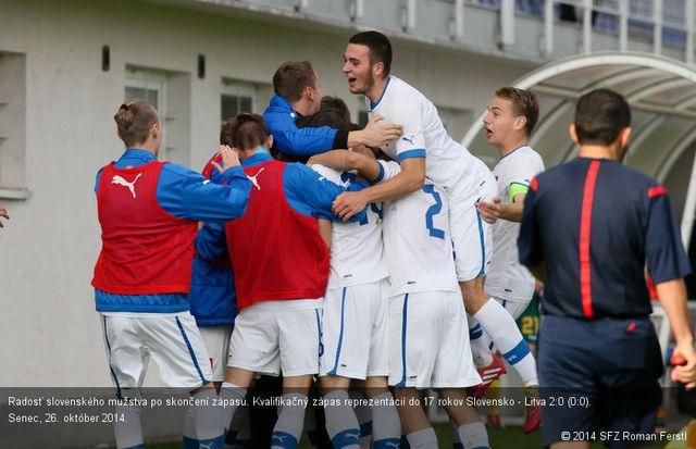 Slovensko  sr17 radost hracov gol okt14 futbalsfz.sk