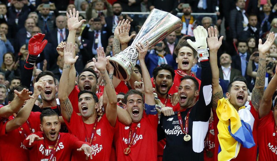 Video: EL: Sevilla prepísala históriu, hrdinom večera Bacca