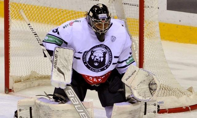 Mark owuya medvescak vs slovan nov2014 sita