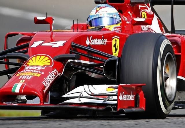 Ferrari ilustracka F1 foto zblizka reuters