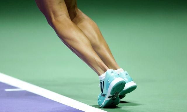 Ana ivanovicova nohy podanie tenis ilust wta finals singapur okt2014 sita