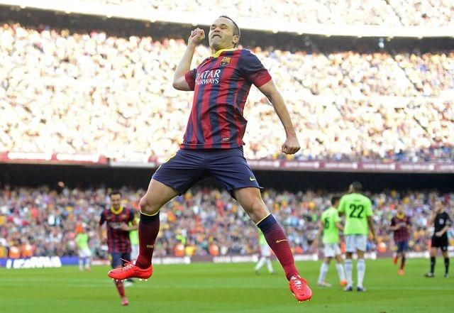 Andres Iniesta hop Barcelona