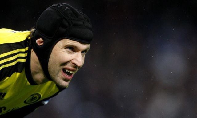 Petr cech chelsea v predklone sita