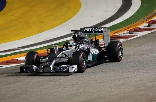 Lewis Hamilton foto Singapur F1