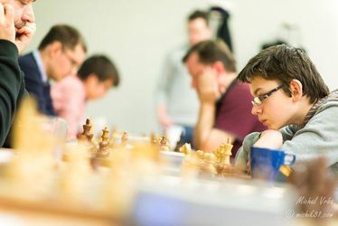 Šachová Extraliga SK Commander, ťahák kola skončil debaklom