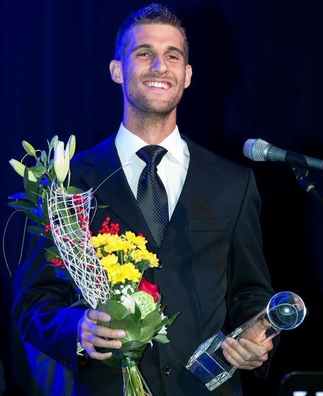 Martin klizan trofej tenista roka nov2014 sita