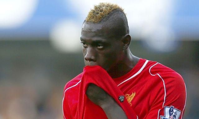 Mario balotelli liverpool utiera sa do dresu okt2014 reuters