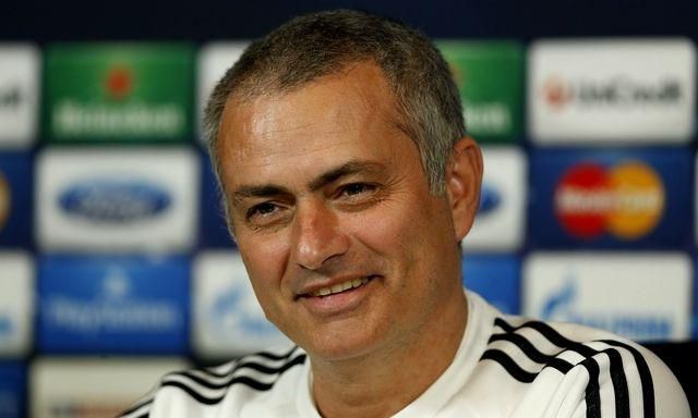 Jose mourinho trener chelsea tlacovka usmev liga majstrov dec2013 sita
