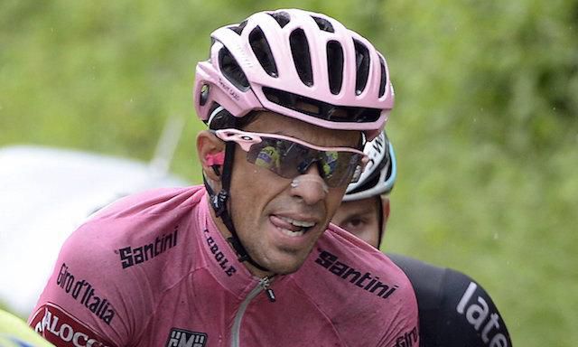 Giro d'Italia: 12. etapu vyhral Gilbert, Contador tesne za ním