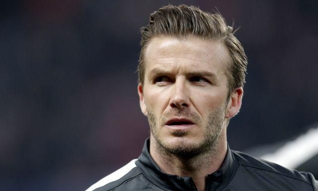 Prečo Ferguson donútil Beckhama ostrihať sa na záchode vo Wembley?